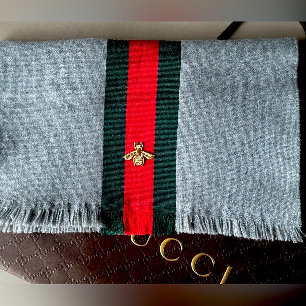 Gucci men’s scarf
